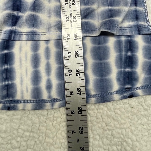 Women’s XL, Blue/White Tie-dye 1/2 sleeve St Tropez West Top - Picture 9 of 10